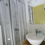 Le Blu Μαρμαρίς