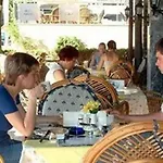 Le Blu Μαρμαρίς